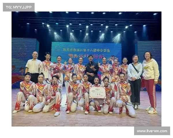 从市级季军到世界冠军：闵行中学健美操队“一条龙”培养体系结硕果