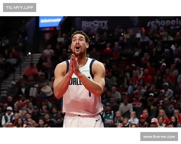 德怀特·鲍威尔：带着母亲遗愿战斗12年，以极端自律诠释坚持与传承